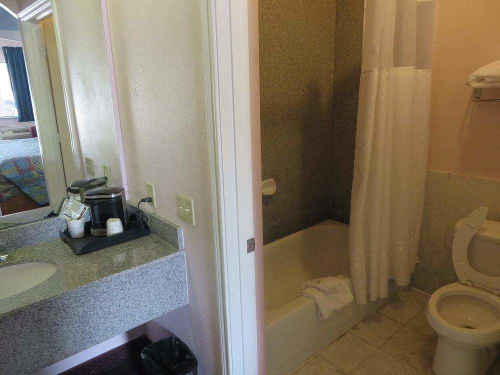 Travelers Inn&Suites Liberty Eksteriør bilde